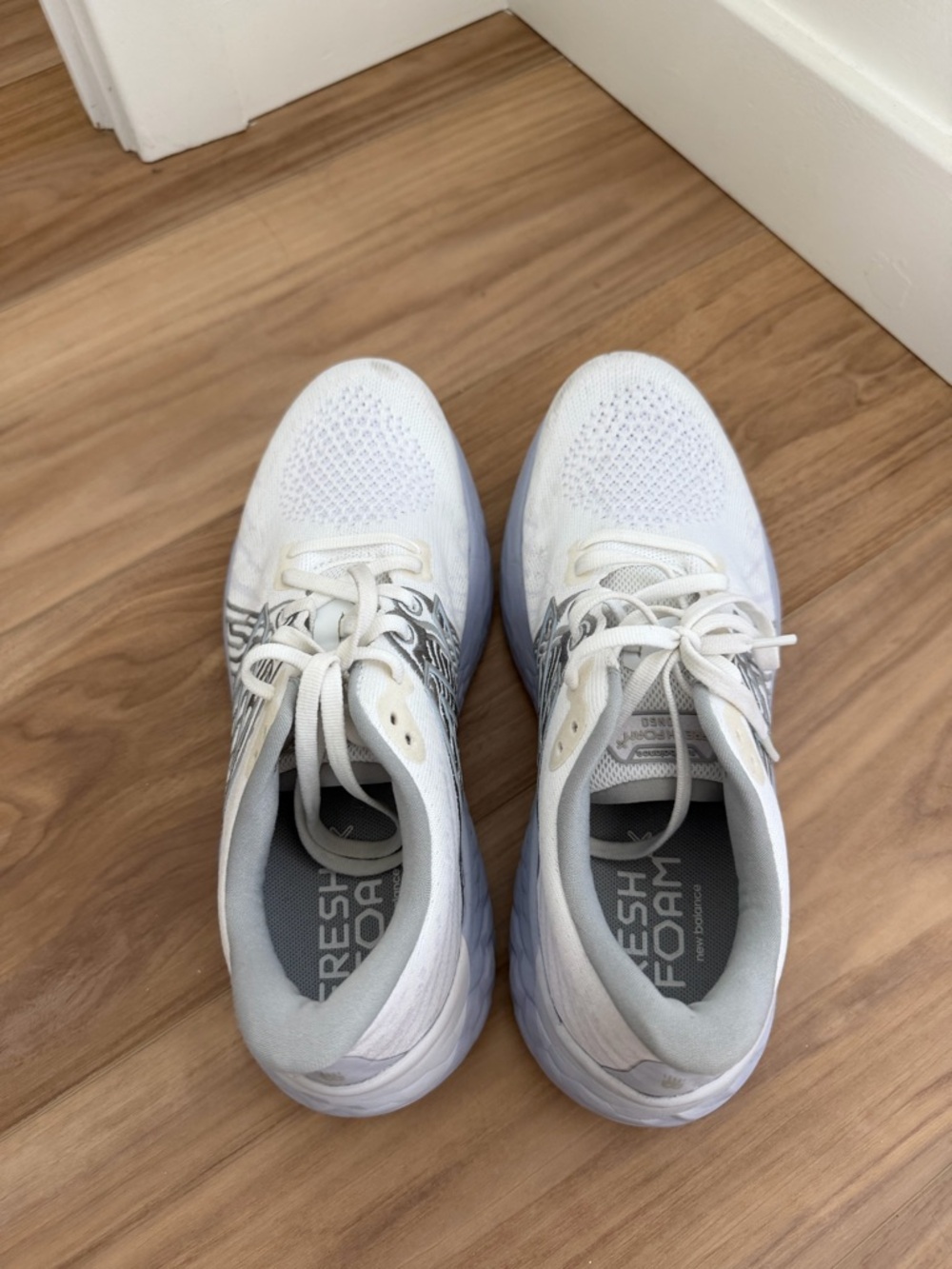 New Balance Women's White and Gray Fresh Foam Running Shoes - Picture 3 of 4